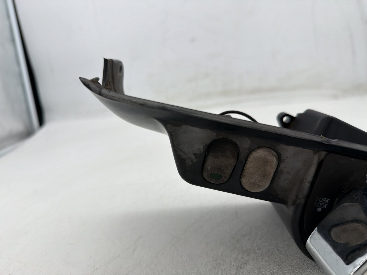 2011 Harley Street Glide Touring FLHX-103 OEM Fuel Gas Tank Dash Console NOKey