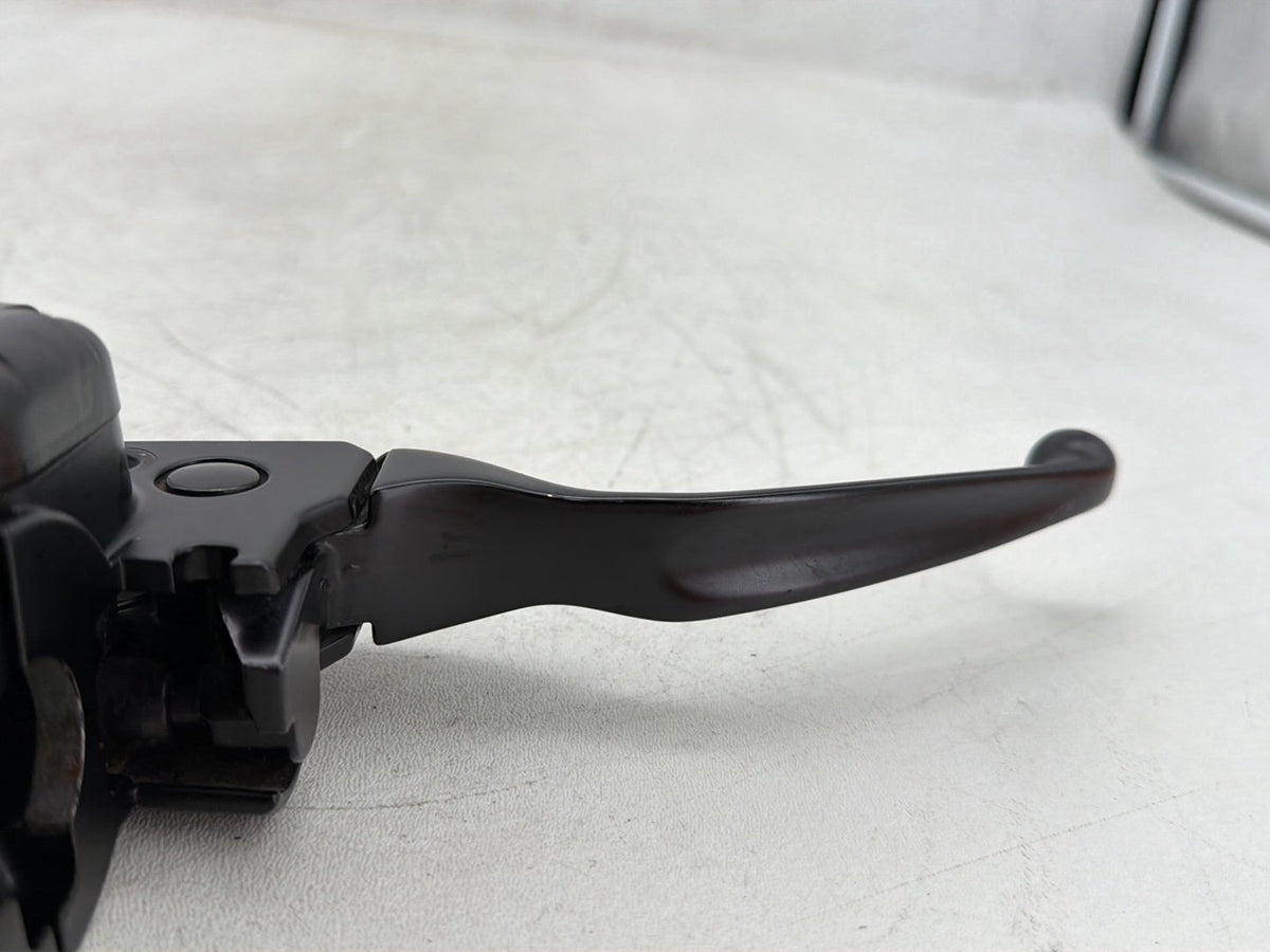 2018 Harley Road Glide Touring FLTRXS OEM Front Right Brake Lever Master Cylinder