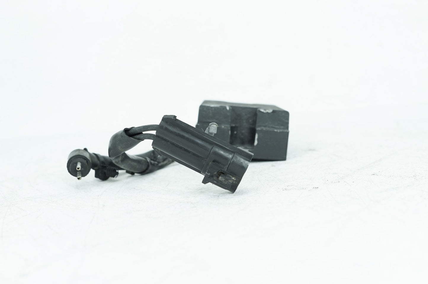 2004 - 2013 Harley-Davidson Sportster Low Voltage Regulator Rectifier  74523-04