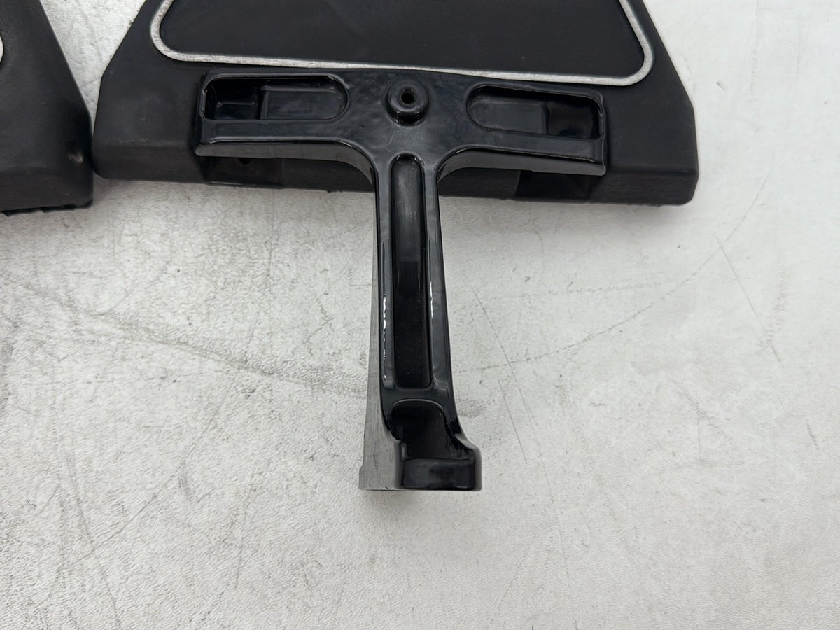 2013 Harley Electra Glide Touring Left Right Driver & Pass Floorboard Foot Rest
