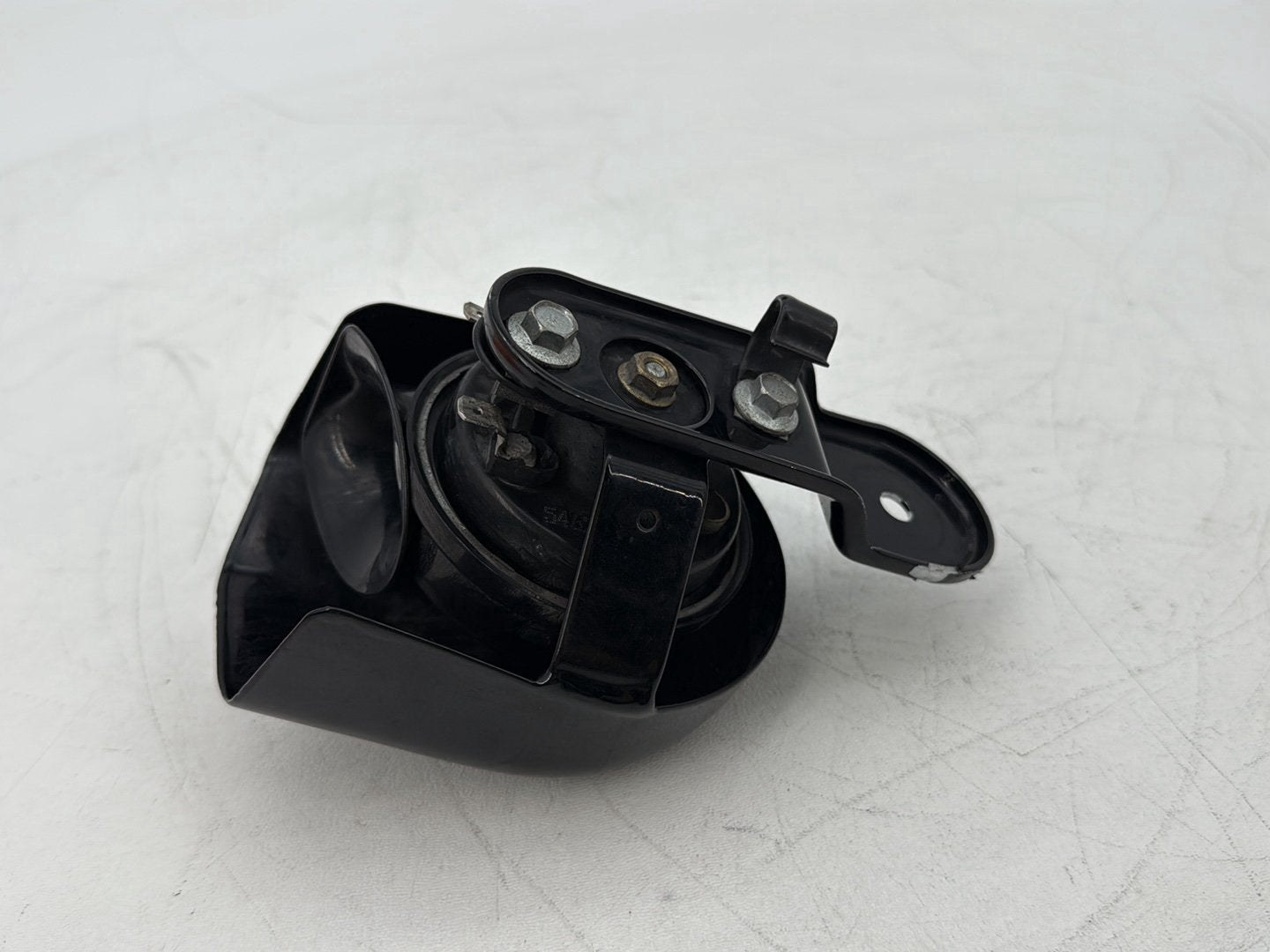 2004 - 2013 Harley-Davidson Sportster 1200 Custom Horn Signal Klaxon Chrome Cover Black