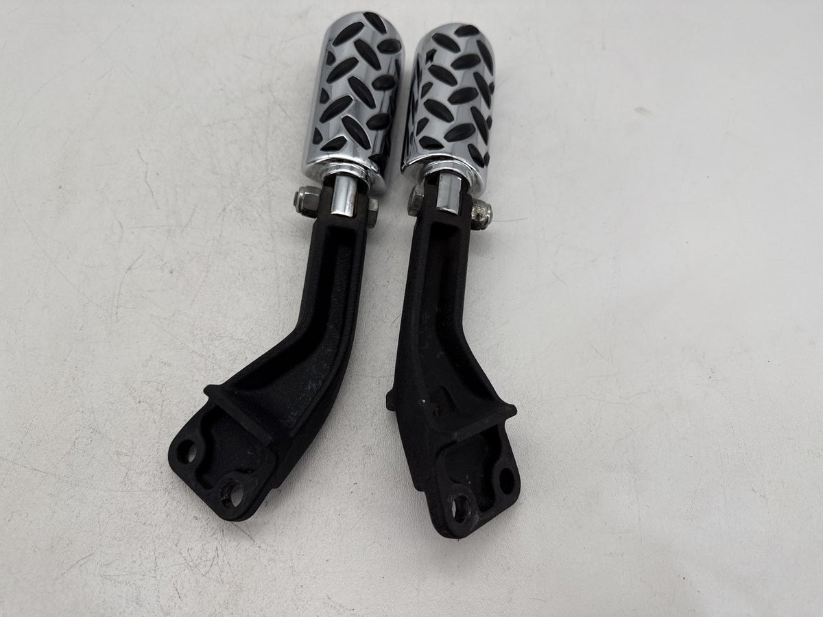 2007 Harley Dyna Super Glide FXD OEM Passenger Left & Right Foot Pegs