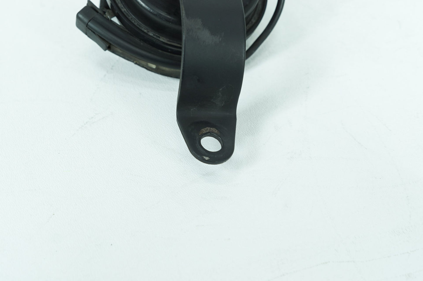 2007 - 2012 Harley-Davidson Touring Road Glide Signal Horn Klaxon Beep 69060-90F