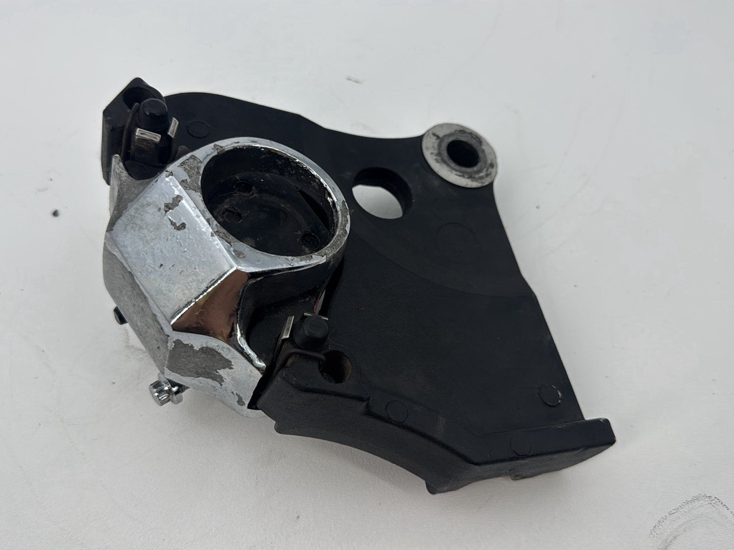 1999 - 2006 Harley-Davidson Dyna Low Rider Rear Back Brake Caliper w/ Bracket