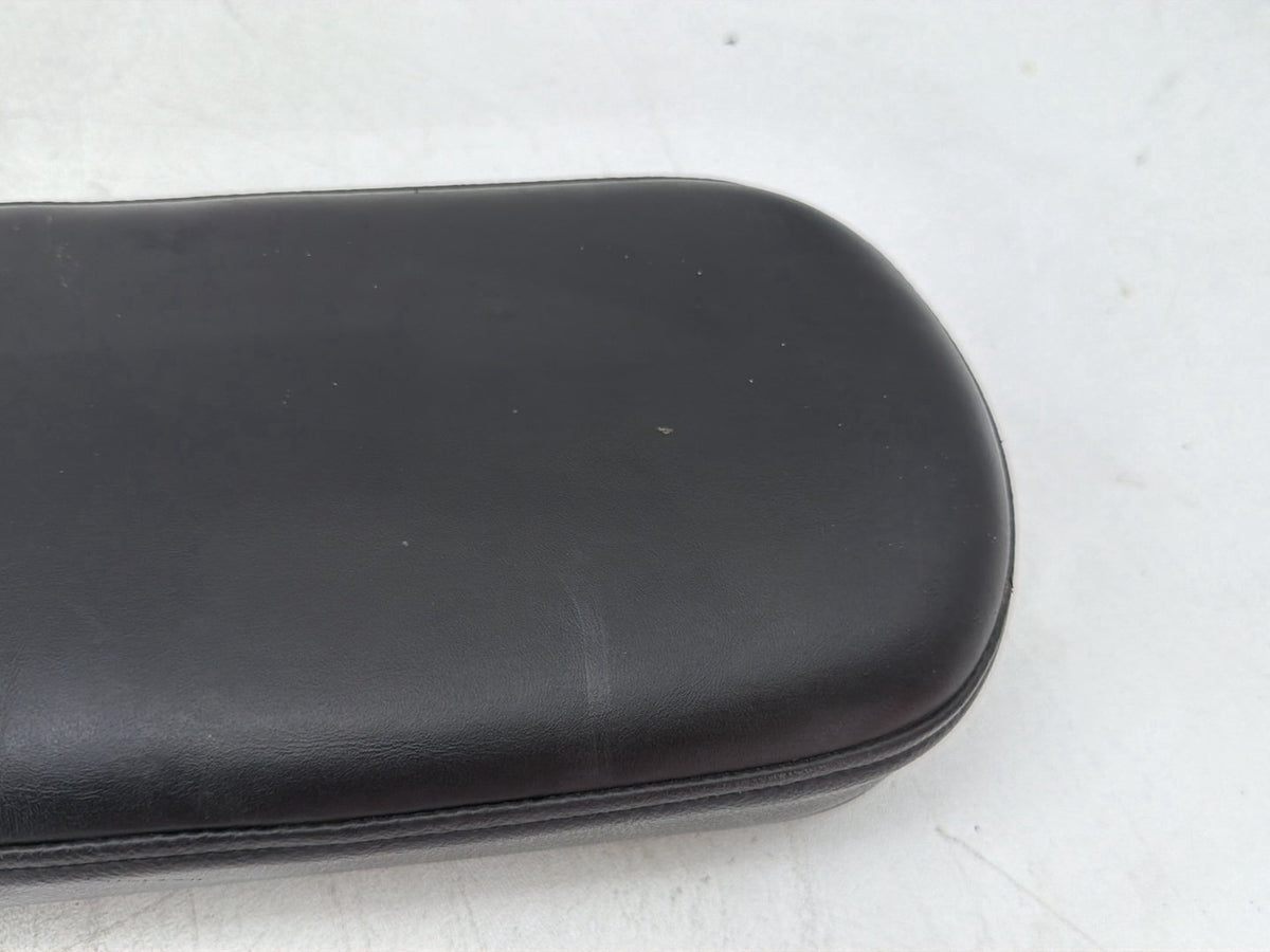 2003 Harley Softail Deuce FXSTD OEM Rear Sissy Bar w/ Backrest Cushion Pad