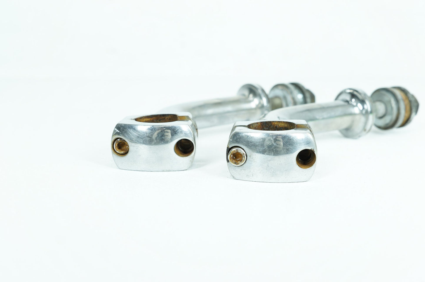 1984 - 1998 Harley-Davidson Softail Heritage Front Handlebar Risers Riser 56541-86A