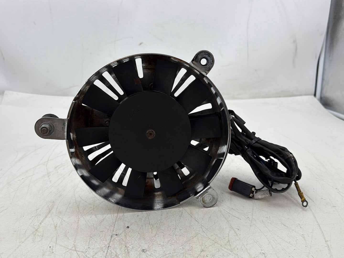 2000 Harley Touring Electra Glide Ultra OEM Cooling Fan Blades w/ Chrome Cover