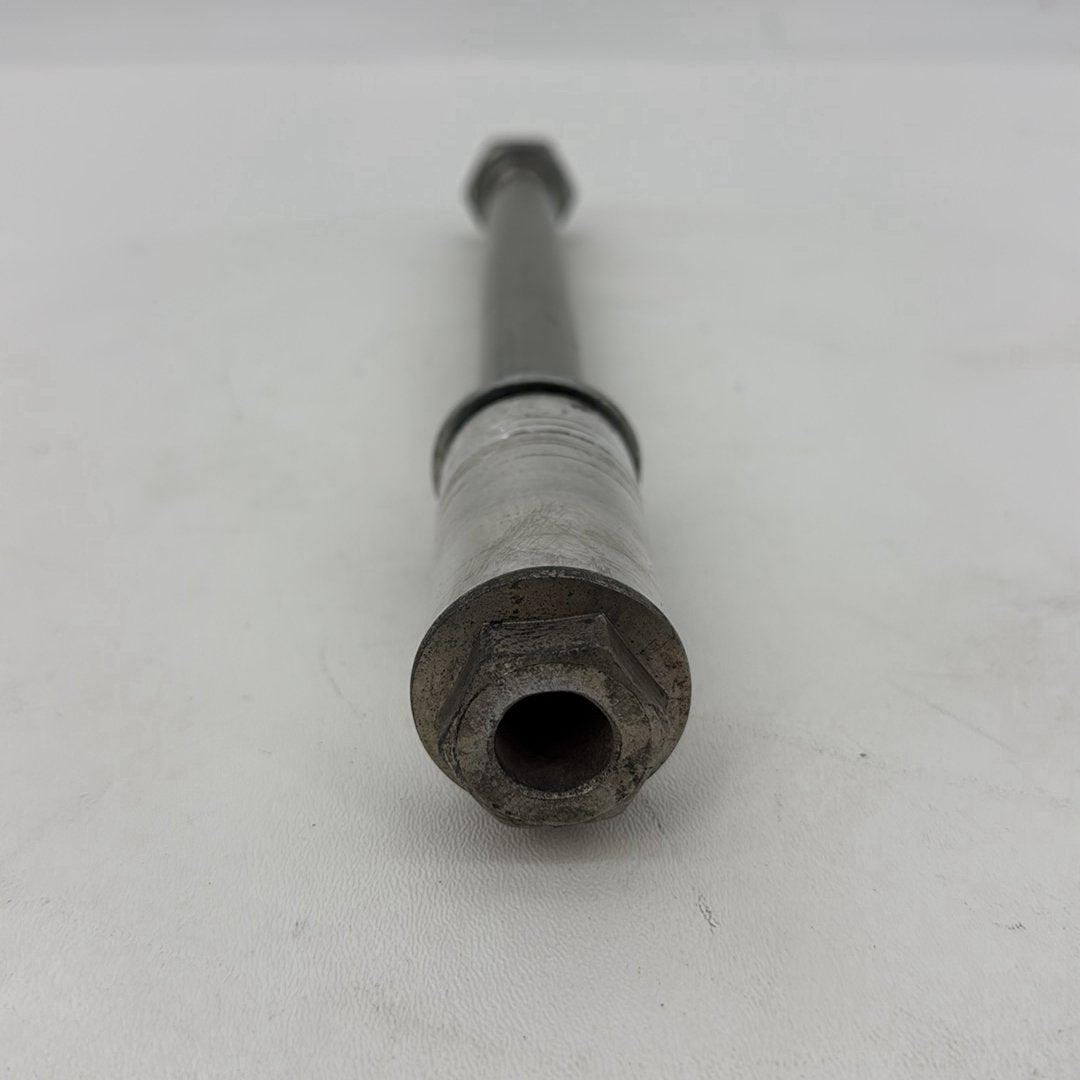2007 - 2012 Harley-Davidson Dyna Super Glide Rear Wheel Axle Bolt Shaft  	41114-08