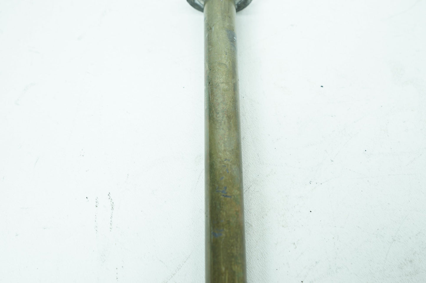1999 - 2006 Harley-Davidson Dyna Wide Glide Rear Fork Swingarm Pivot Bolt Shaft 47817-00