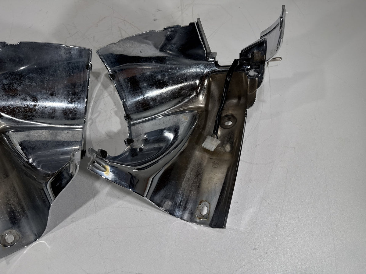 2011 Harley Road King Touring FLHR OEM Left & Right Headlamp Nacelle Covers