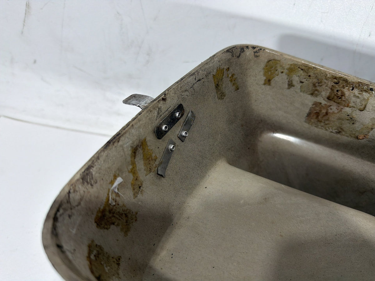 1991 Harley Electra Glide Touring Classic OEM Right 1 Saddlebag Luggage NO Key