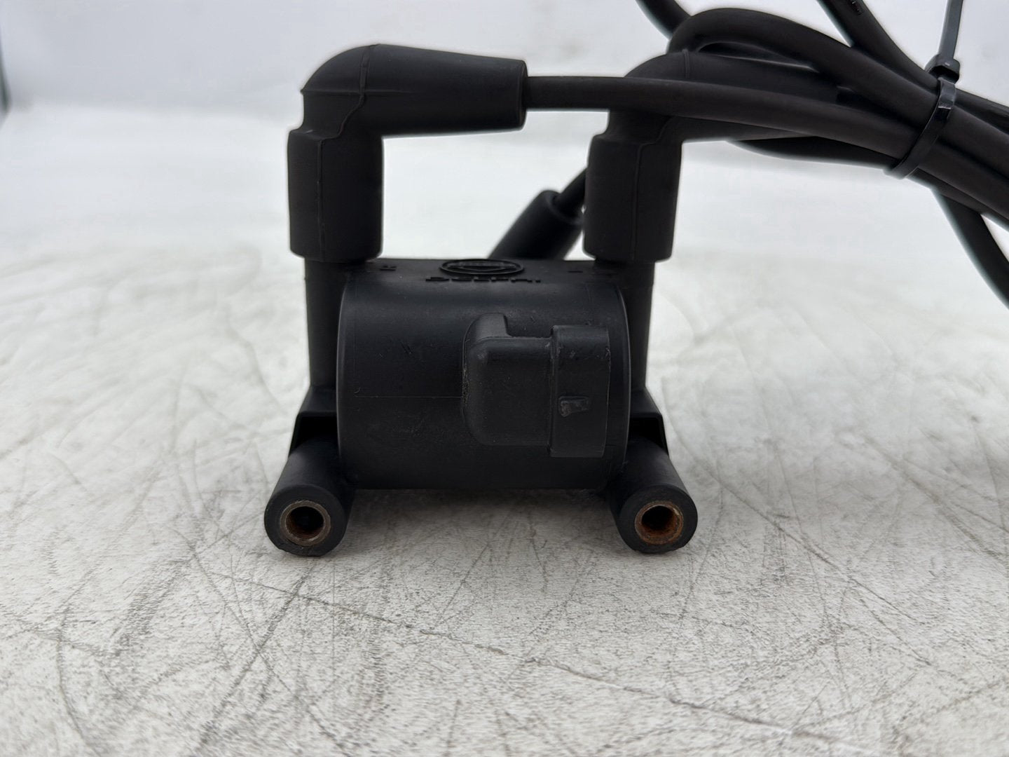 2012 Harley Street Glide Touring FLHX OEM Ignition Coil Spark Plugs Cable