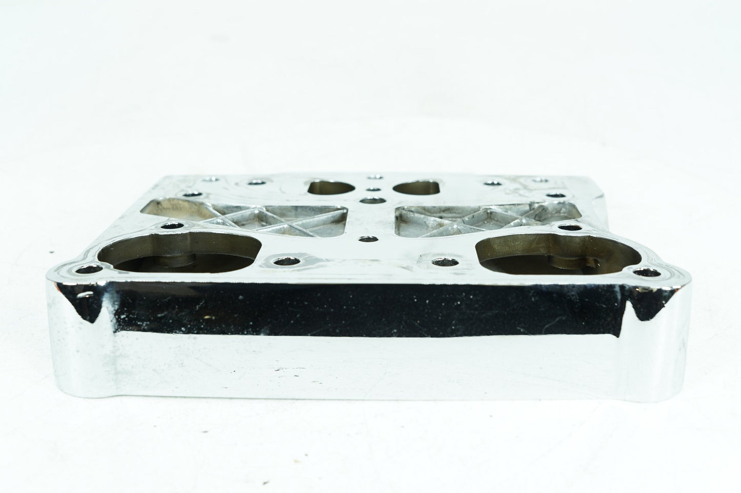 1999 - 2006 Harley-Davidson Touring Road King Classic Twin Cam Lower 1 Rocker Box 17543-99A 17543-99