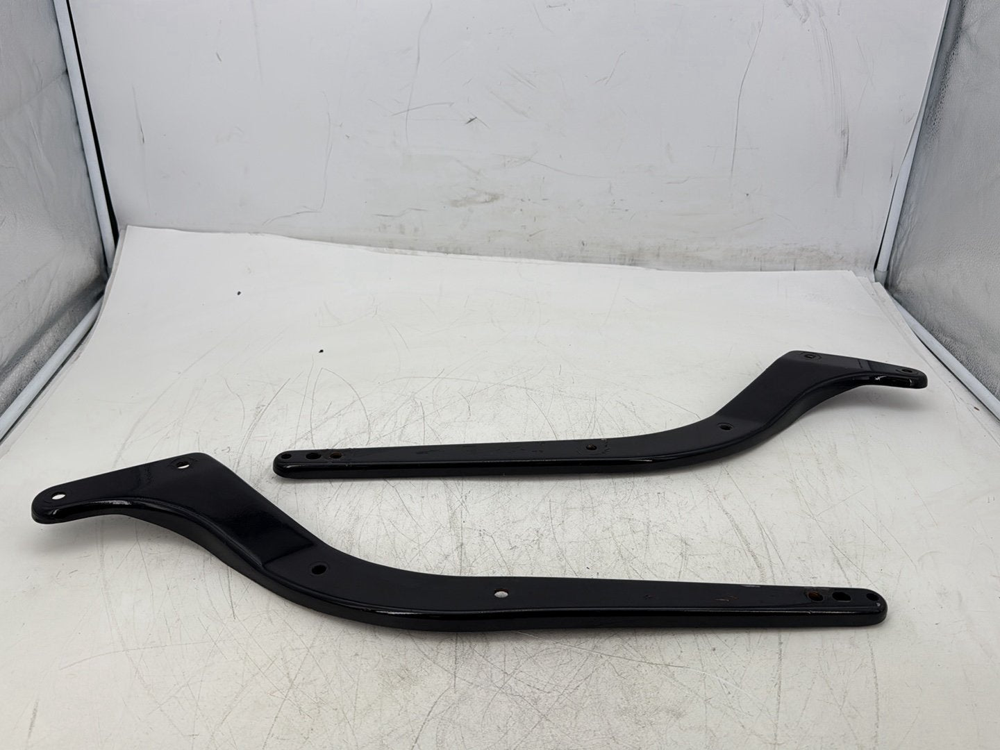 2011 Harley Softail FLSTFB Fat Boy OEM Rear Left Right Fender Struts Bracket