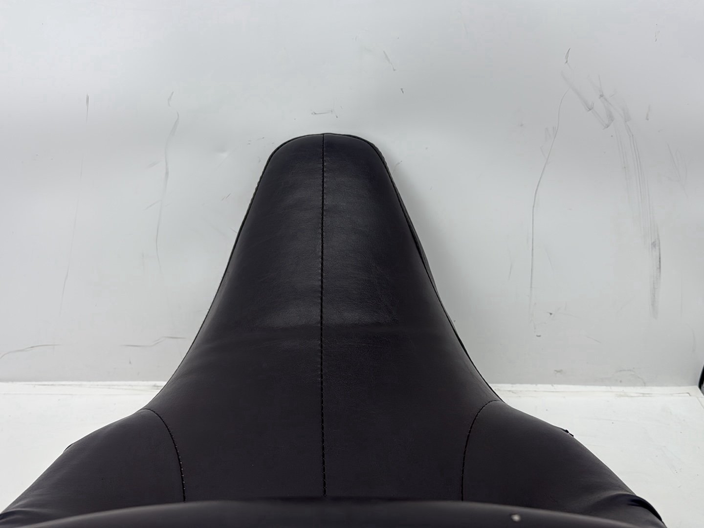 2007 Harley Touring FLHTCU Electra Glide Ultra OEM Passenger Rider Driver Seat Saddle