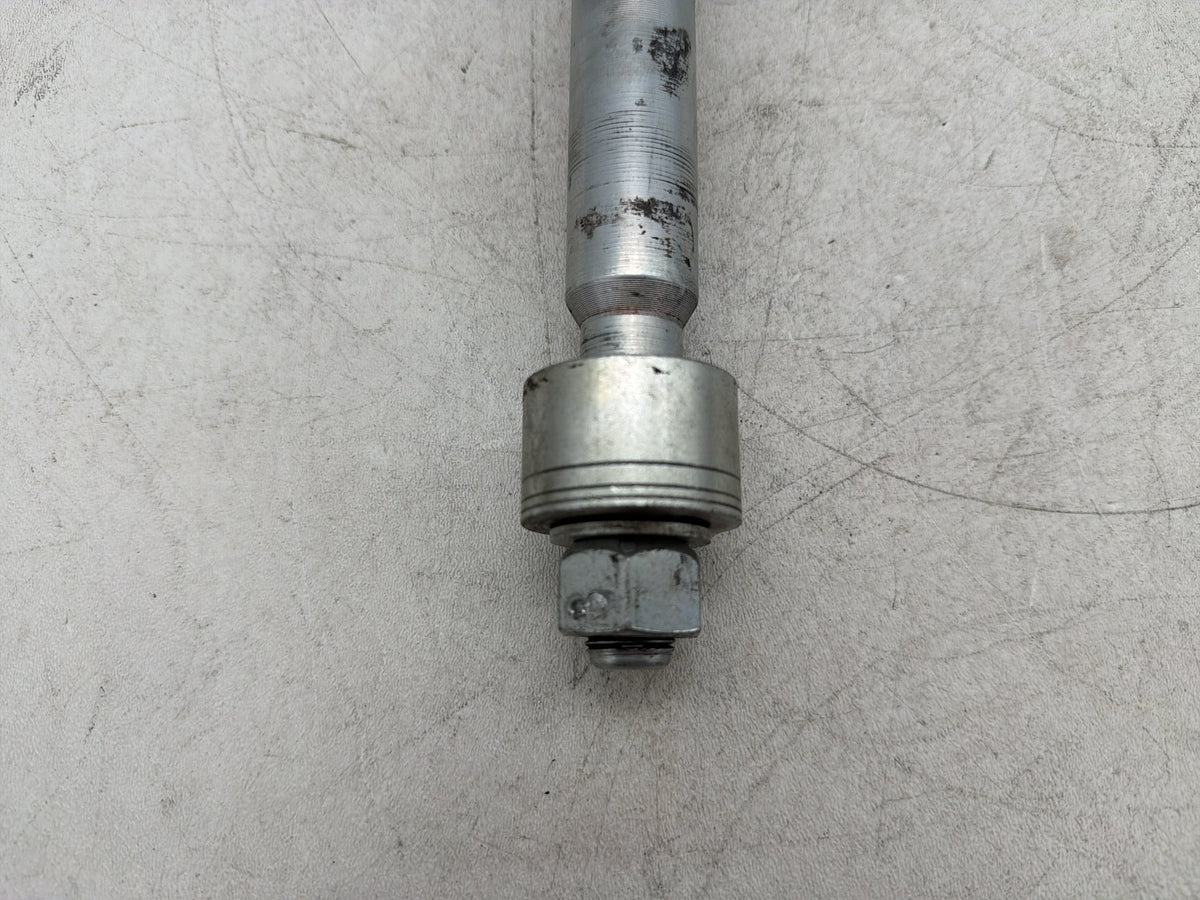2017 Harley Dyna Street Bob FXDB OEM Front Wheel Axle Bolt Shaft 41628-08