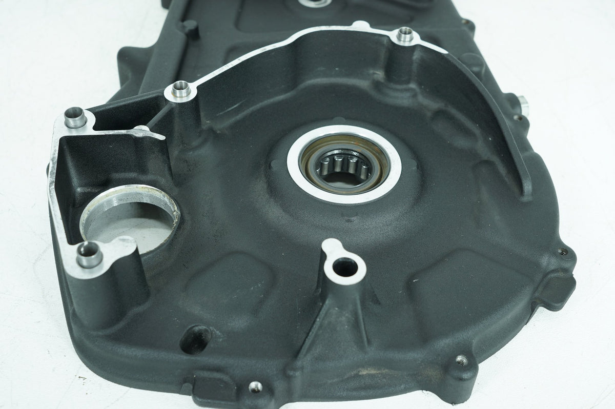 2018 Harley-Davidson Softail Street Bob FXBB Inner Primary Clutch Cover 36500099