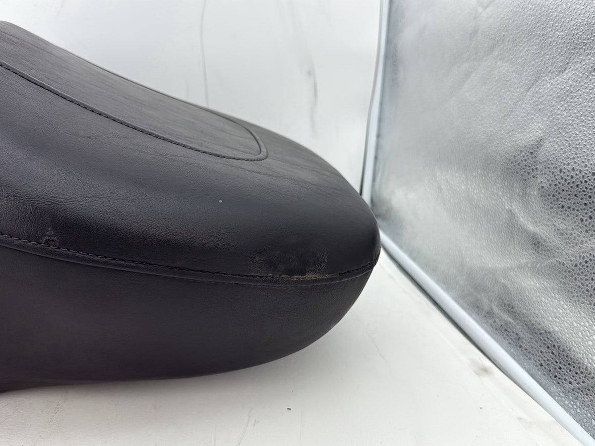 2008 Harley Touring Electra Glide Ultra OEM Passenger Rider Driver Seat Saddle