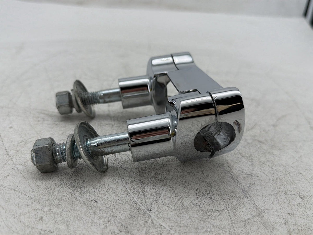 2014 Harley Dyna Switchback FLD OEM Front Handlebar Riser Top Clamp Chrome