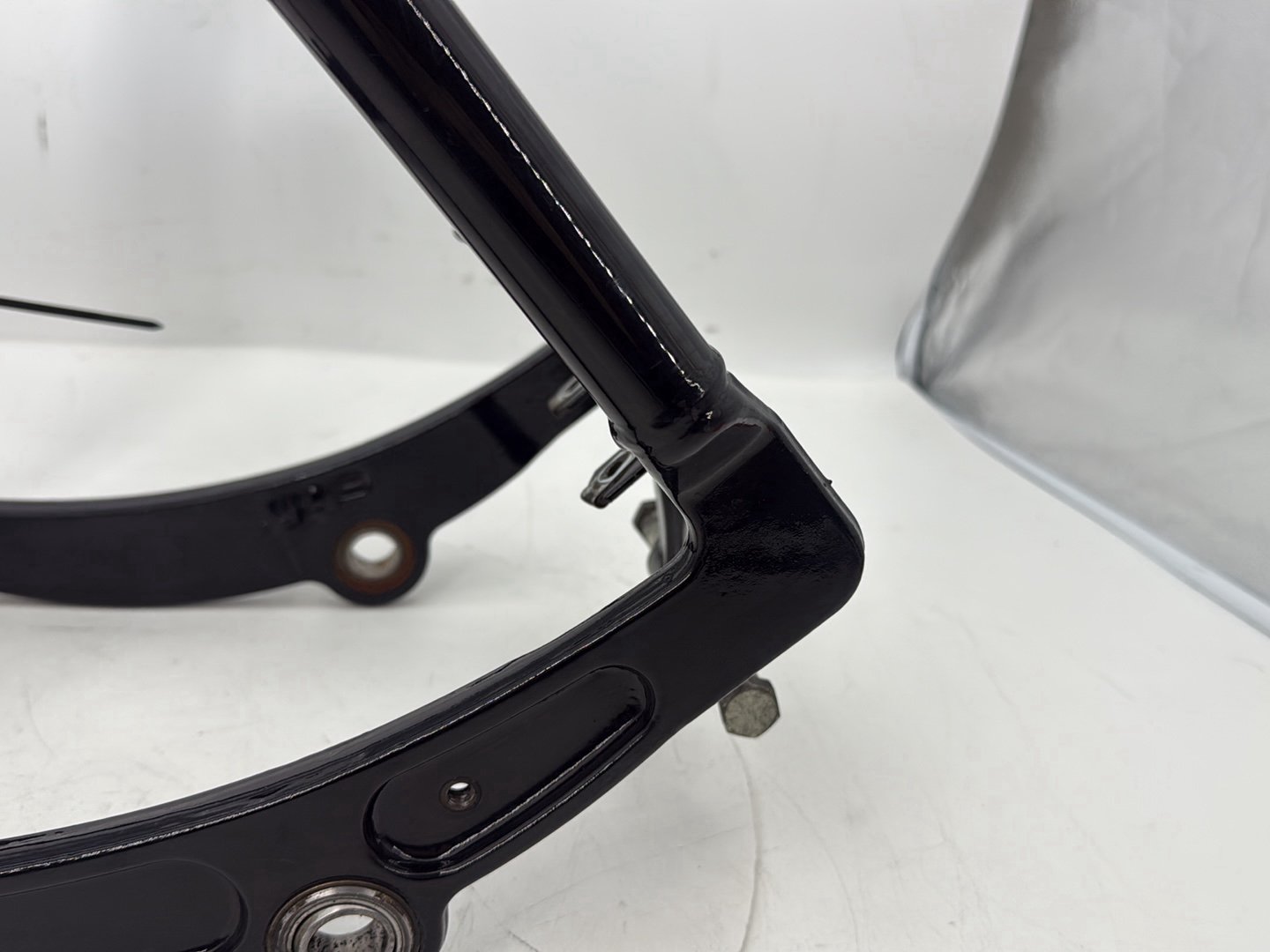 1999 - 2006 Harley-Davidson Softail Heritage Rear Fork Swingarm Swing Arm 47573-00A
