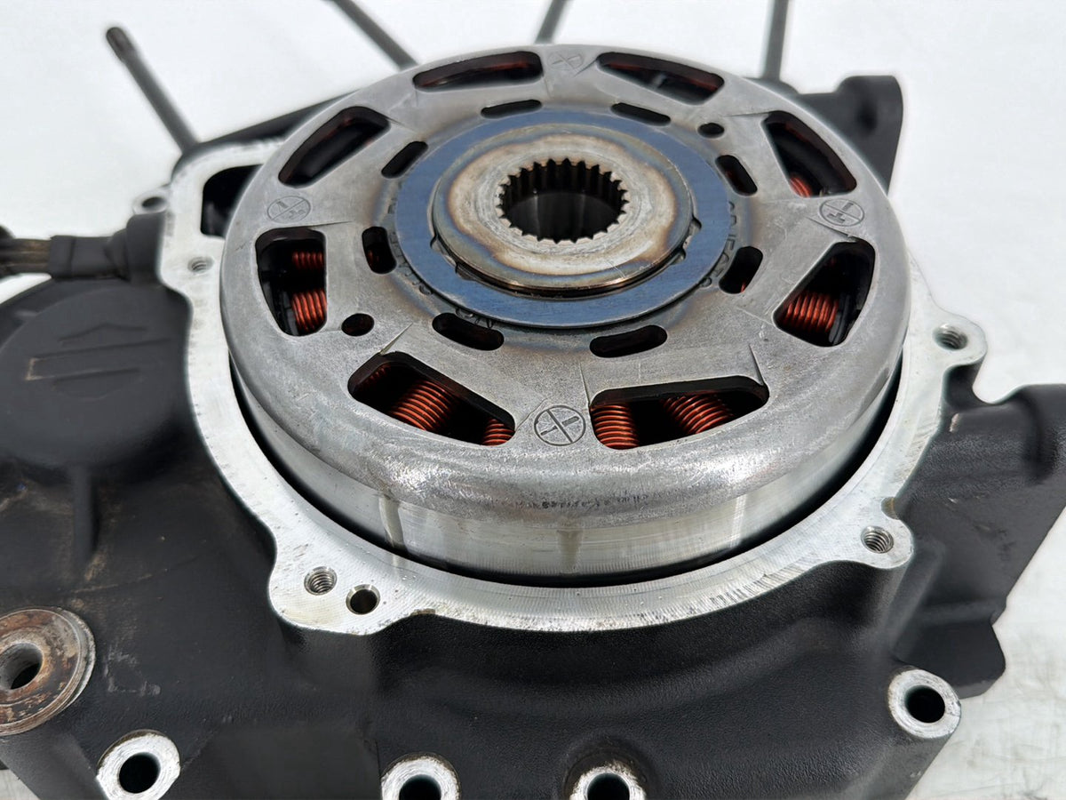 2017 Harley Touring FLHXS Street Glide OEM Crankcase Shaft Engine Motor Cover
