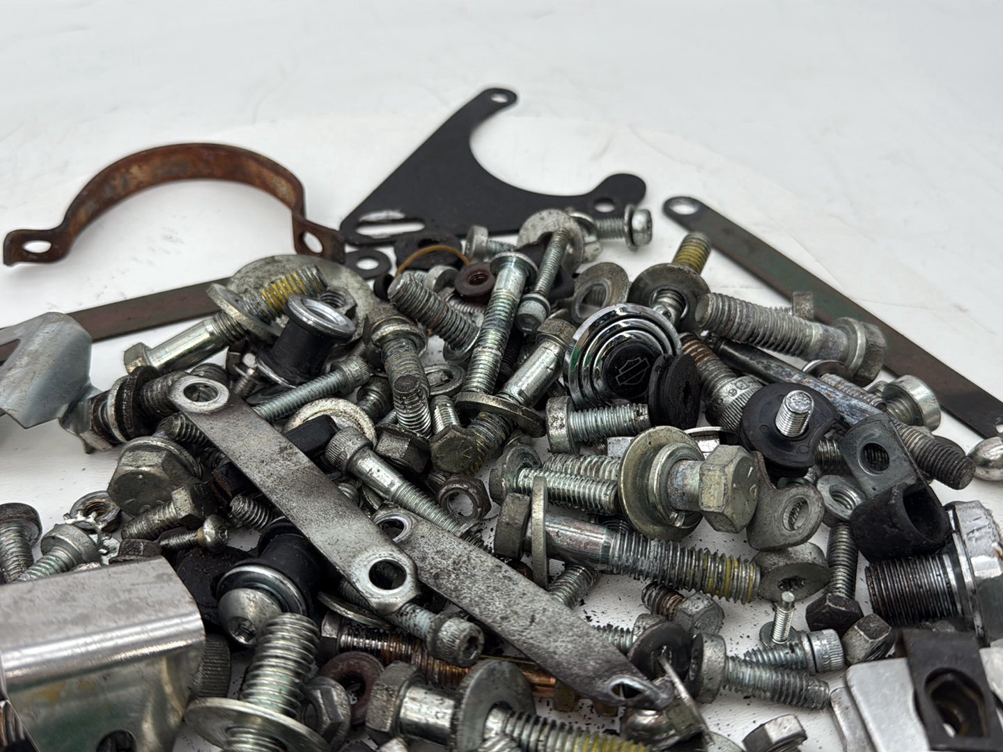 2005 Harley Touring FLHRCI Road King Classic OEM Hardware Bolts Nuts & Brackets