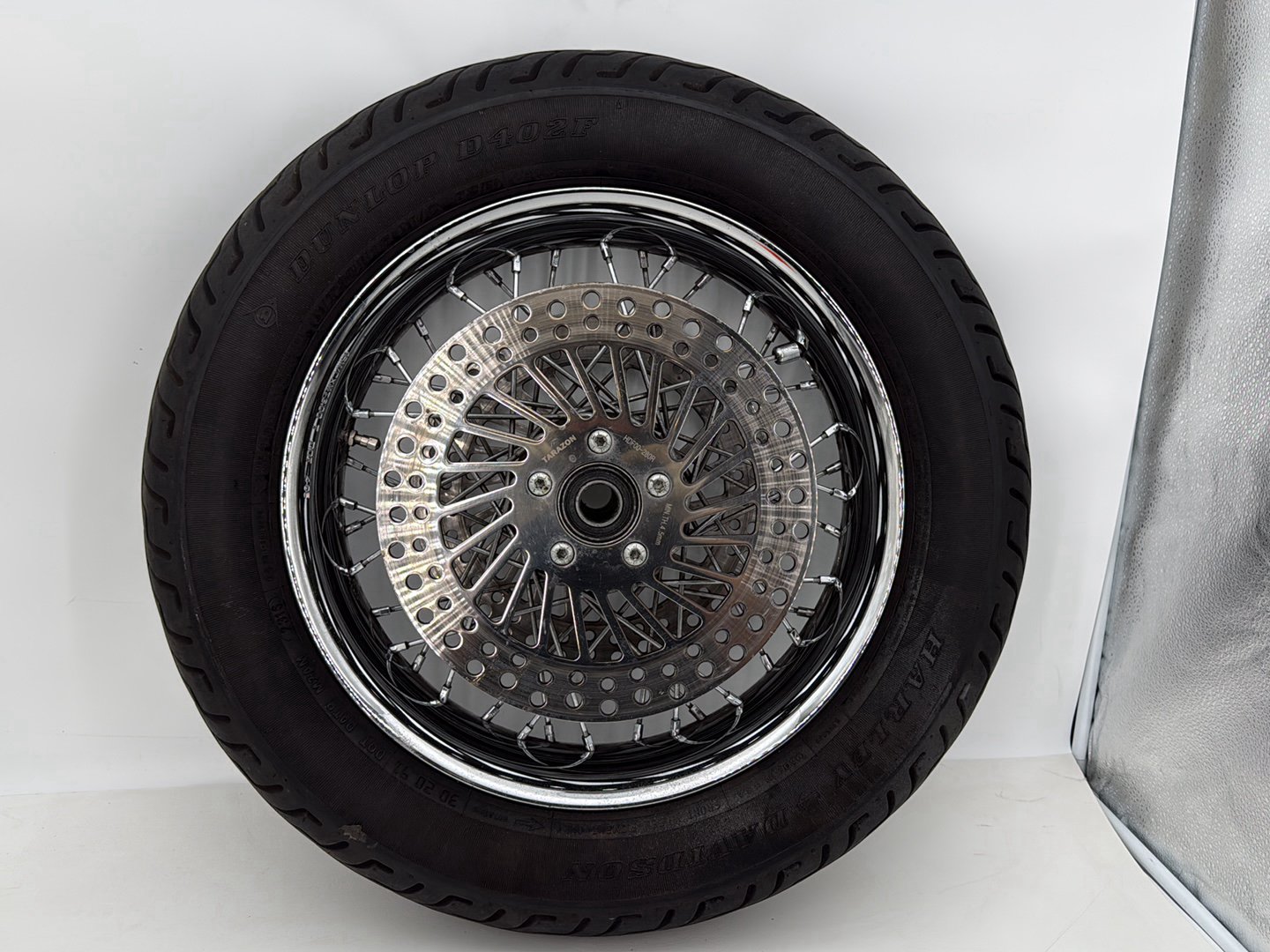 1999 - 2006 Harley-Davidson Touring Electra Glide Ultra Front Wheel Rim Tire Spoked 43440-05A