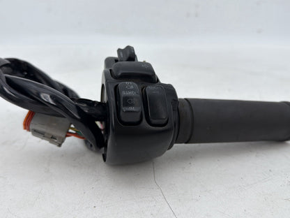 1999 - 2006 Harley-Davidson Touring Electra Glide Ultra Left Turn Signal Headlight Switches Controls 71685-06A