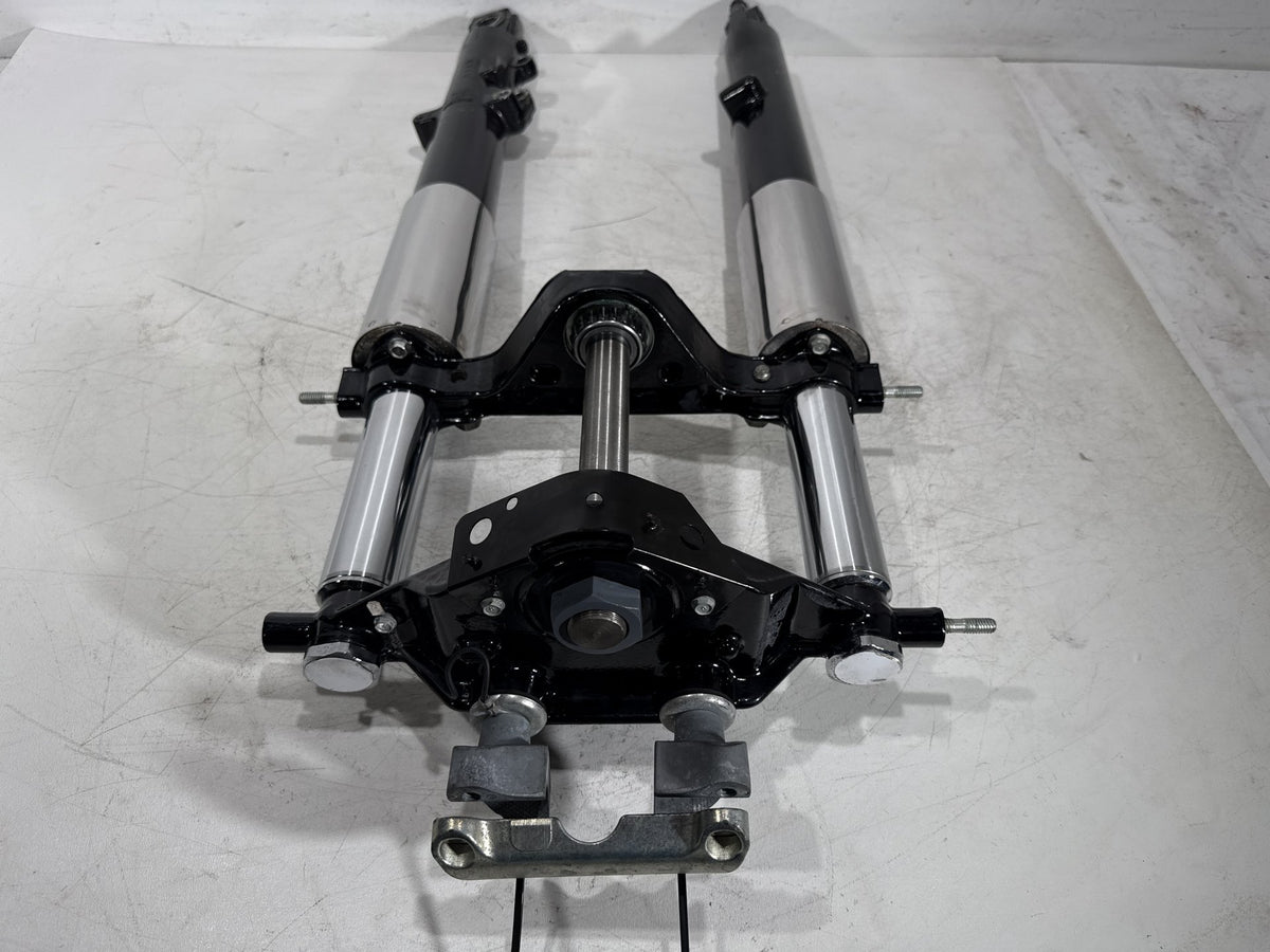 10 Harley Road King Touring OEM Front Triple Tree Set & LH RH Fork Legs Sliders