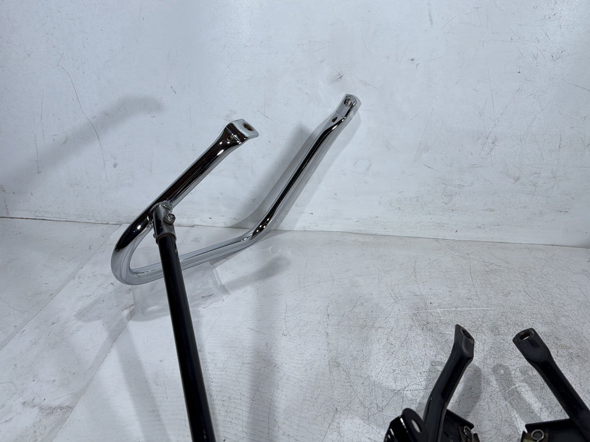 2011 Harley Electra Glide Touring OEM Rear Left Right Saddlebag Guard Rails Bar