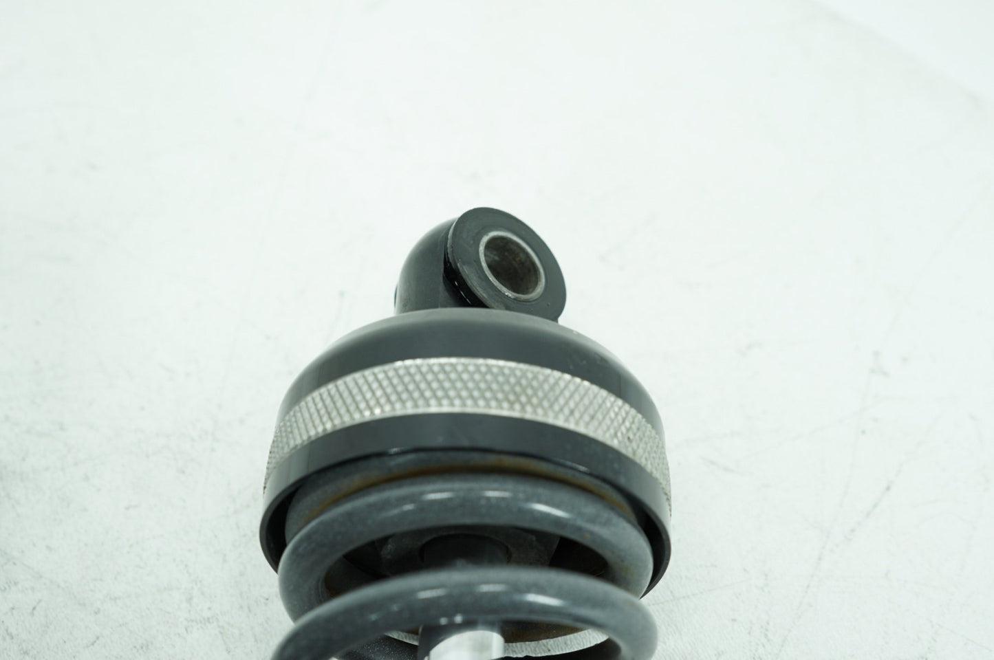 2008 - 2016 Harley-Davidson Touring Road Glide Ultra Rear Left Right Shock Absorbers 944-4002UT