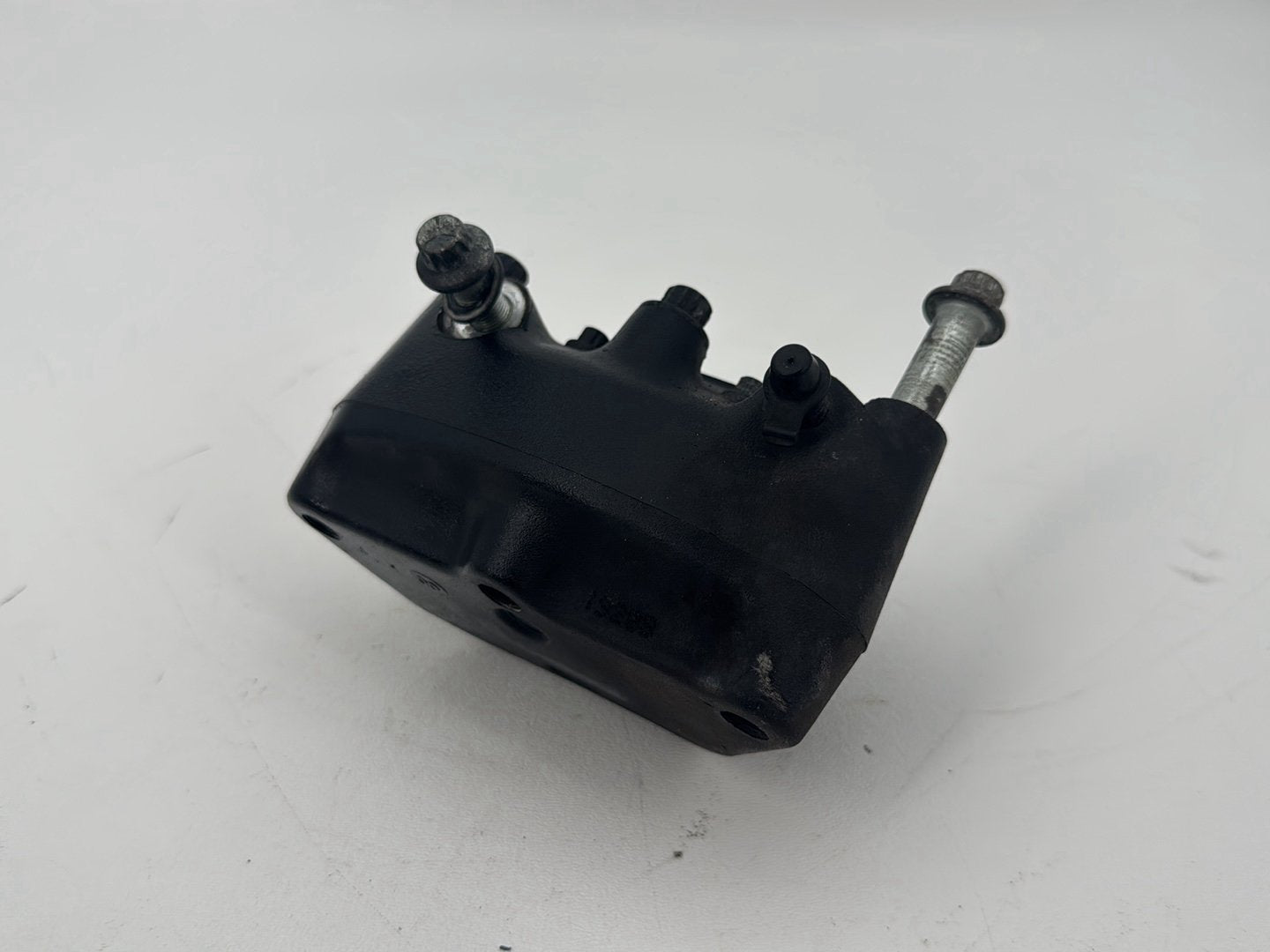 1999 - 2006 Harley-Davidson Touring Electra Glide Classic Front Left 1 Brake Caliper 44046-00D
