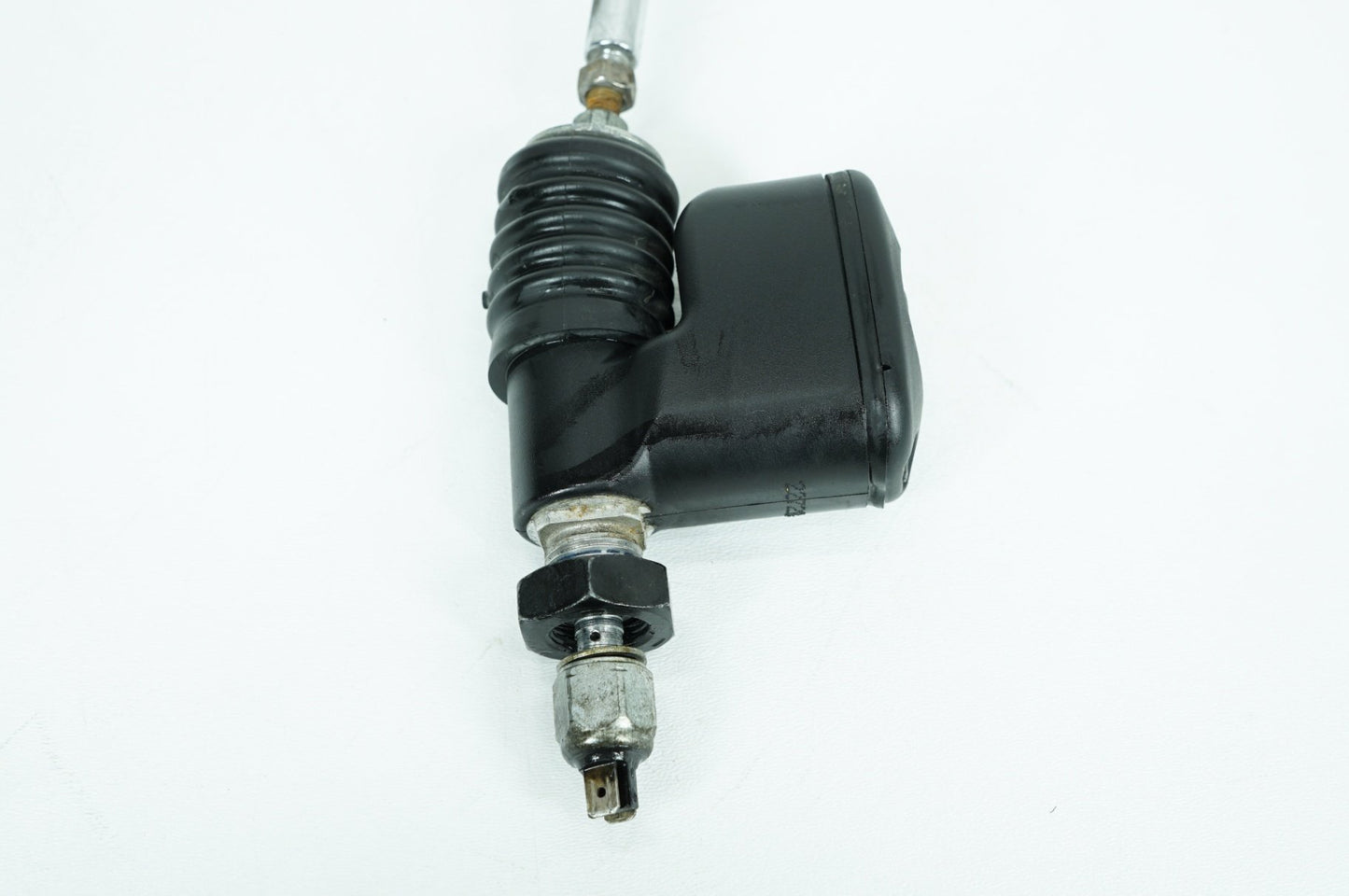 2013 Harley Dyna FXDC Super Glide Custom OEM Rear Brake Master Cylinder Reservoir