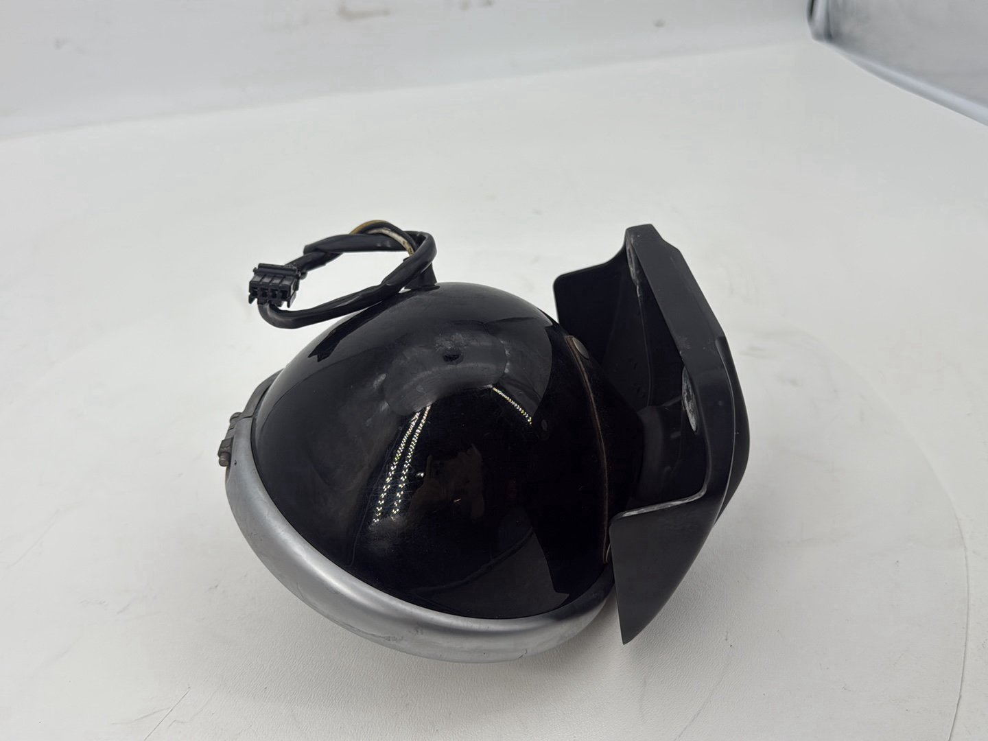 2004 - 2022 Harley-Davidson Sportster 1200 Nightster Headlight Headlamp Head Light Halogen 69774-07A