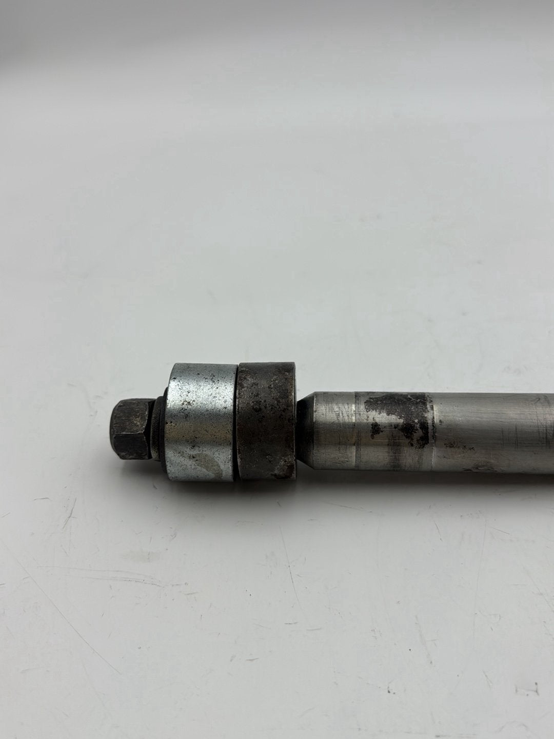 2007 - 2012 Harley-Davidson Dyna Street Bob Front Wheel Axle Bolt Shaft  	40928-06
