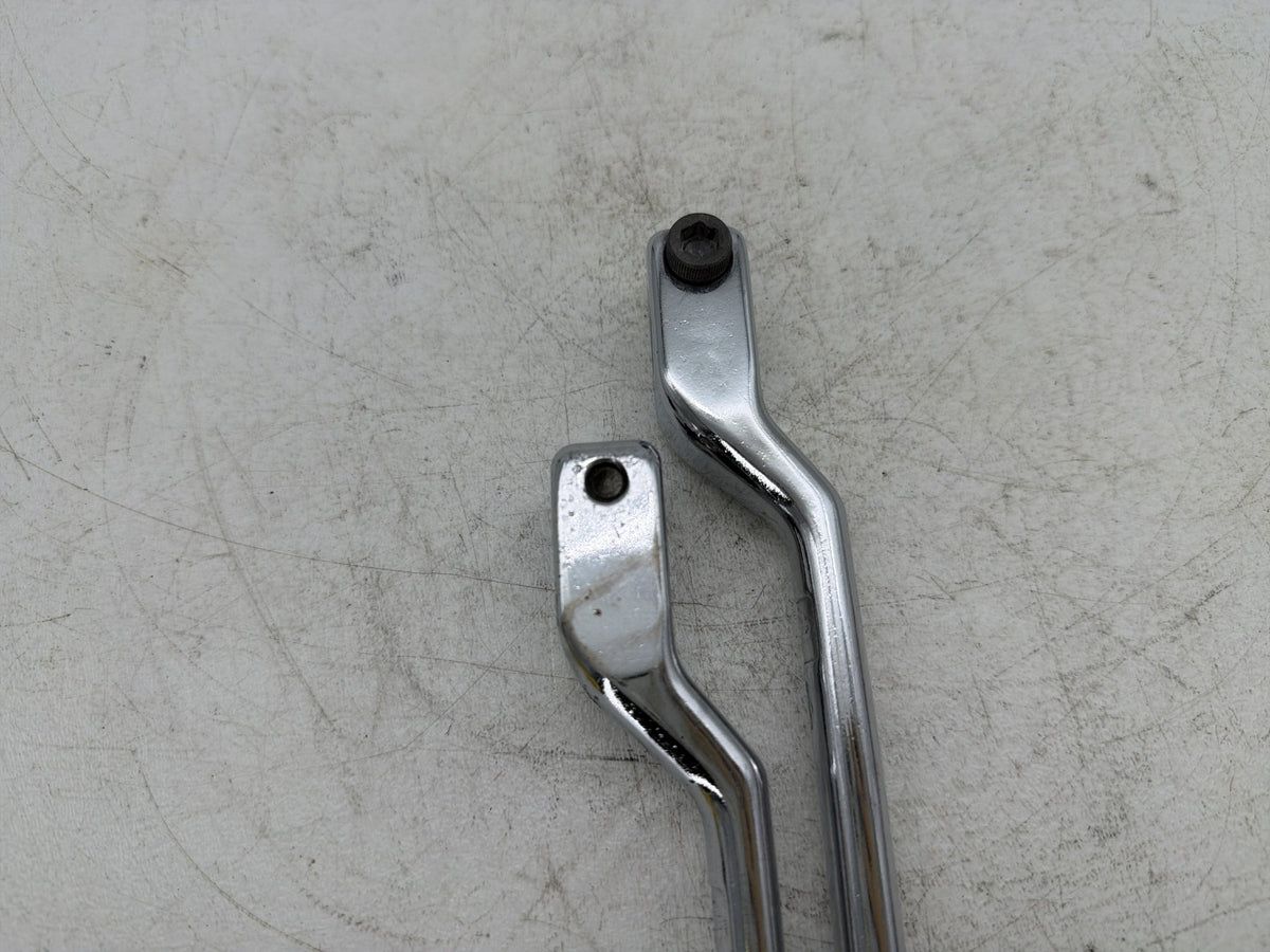 2004 Harley Electra Glide Touring Ultra OEM Gear Shifter Lever Pedal Pedals