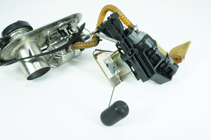 2004 Harley-Davidson Touring FLHTCUI - Fuel Pump Gas Gasoline Petrol Sending PN: 75126-02C