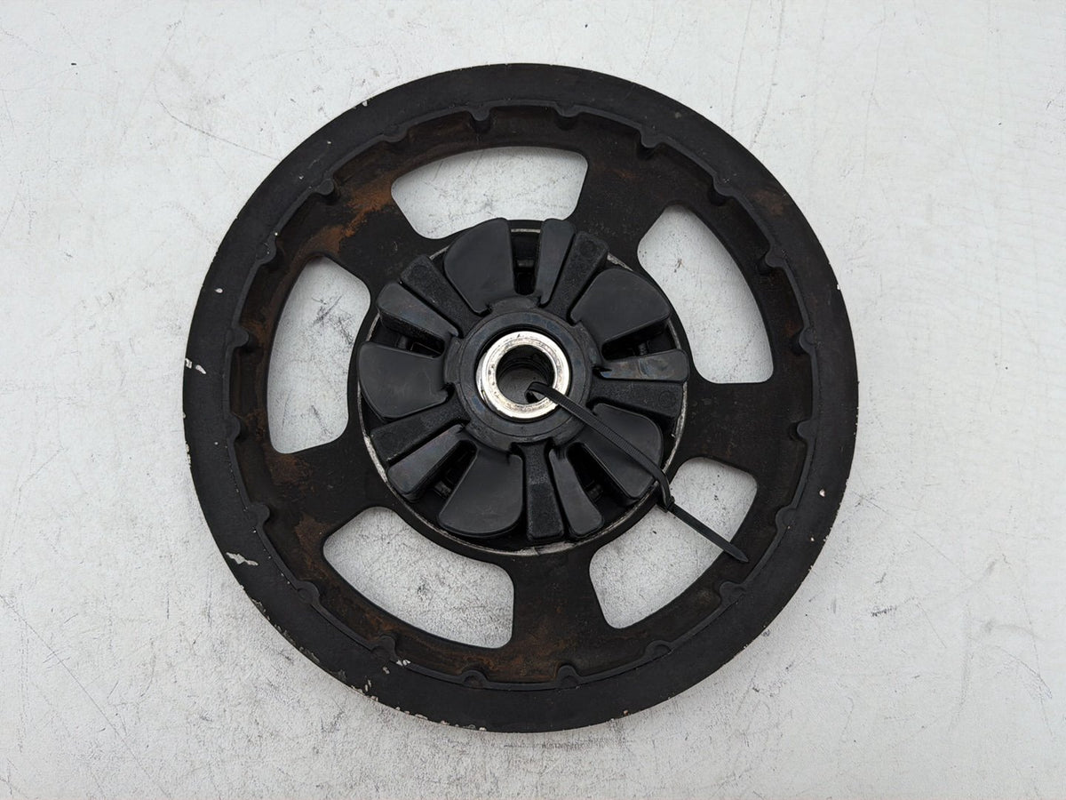 2015 Harley Electra Glide Ultra Low OEM Rear Driver Pulley Sprocket 68T