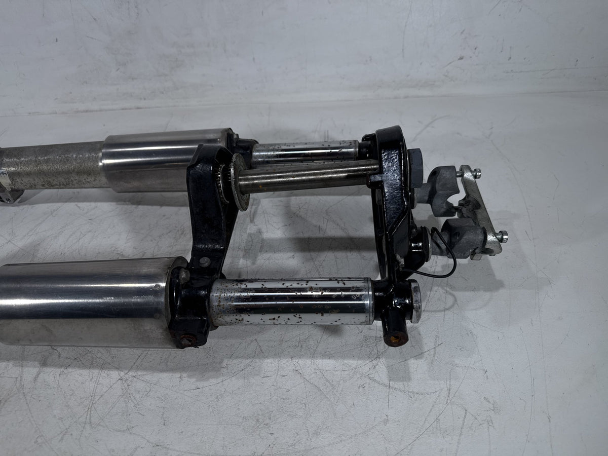 2011 Harley Street Glide Touring Front Triple Tree Set & LH RH Fork Legs Sliders