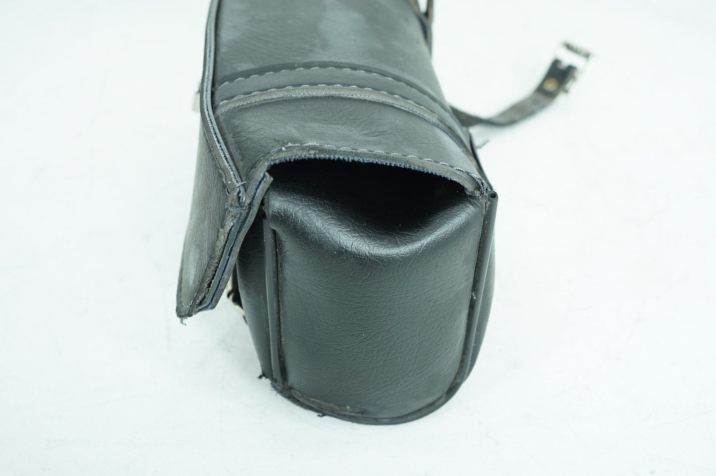 2007 - 2017 Harley-Davidson Dyna 105th Wide Glide Front Onboard Tool Bag Leather Storage