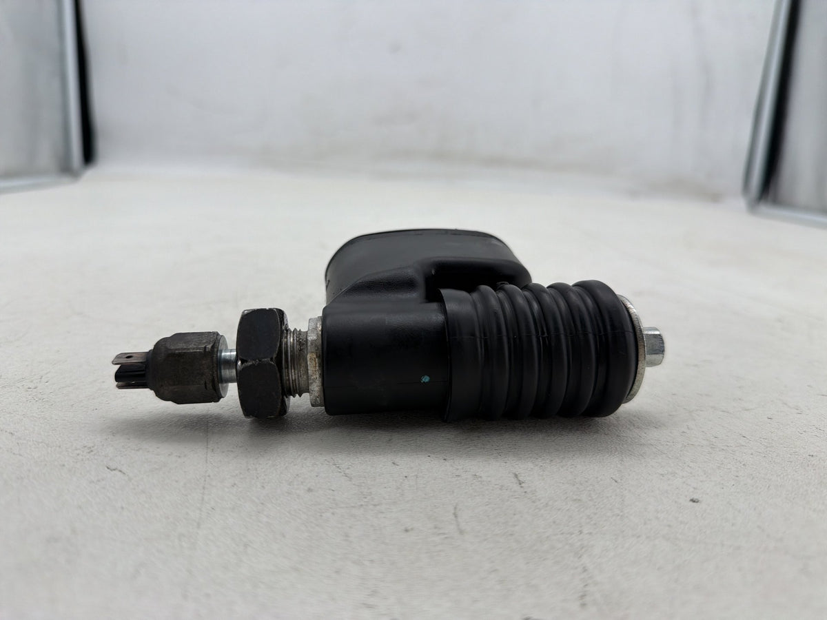 2016 Harley Dyna Fat Bob FXDF 103 OEM Rear Brake Master Cylinder Reservoir ABS