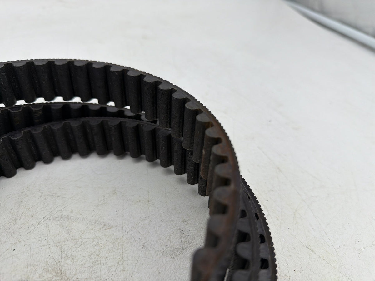 2006 Harley Softail Deuce FXSTDI OEM Rear Drive Belt 40307-00B 135T 1-1/8"