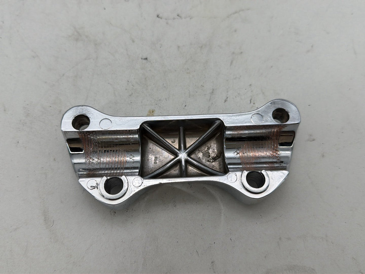 1992 Harley Heritage Softail Classic FLSTC OEM Front Handlebar Riser Top Clamp