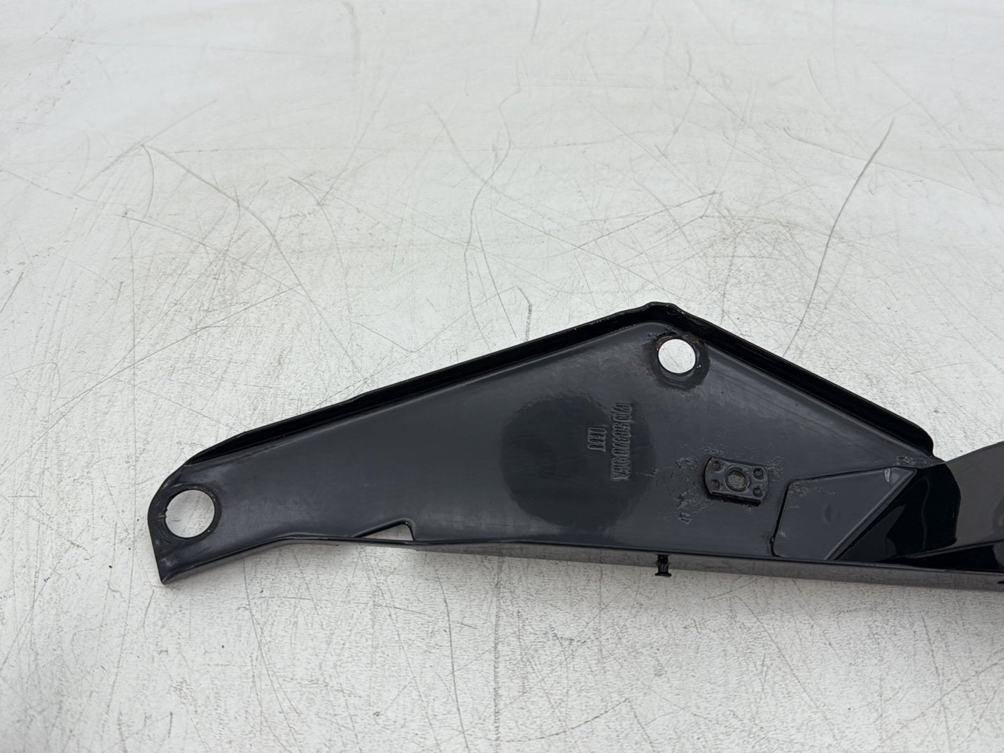 2006 Harley Electra Glide Touring Classic FLHTCI OEM Right Left Fairing Support Brackets