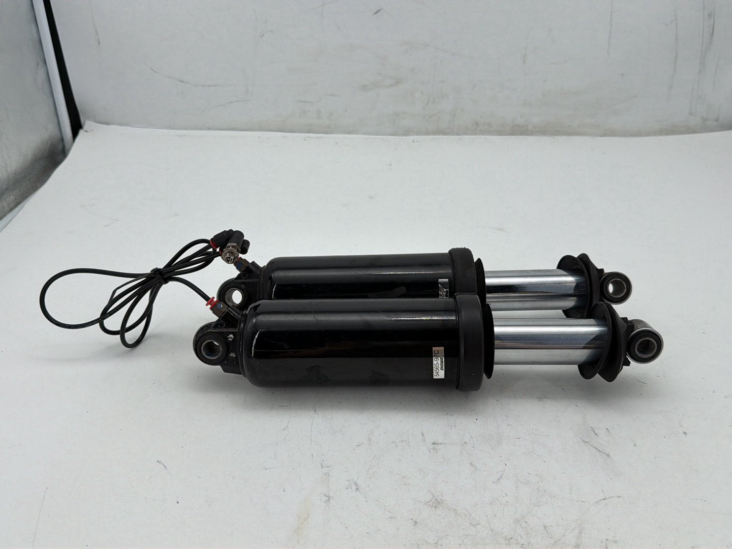 2003 Harley Road King Touring FLHRCI Classic OEM Rear Left Right Shock Absorbers