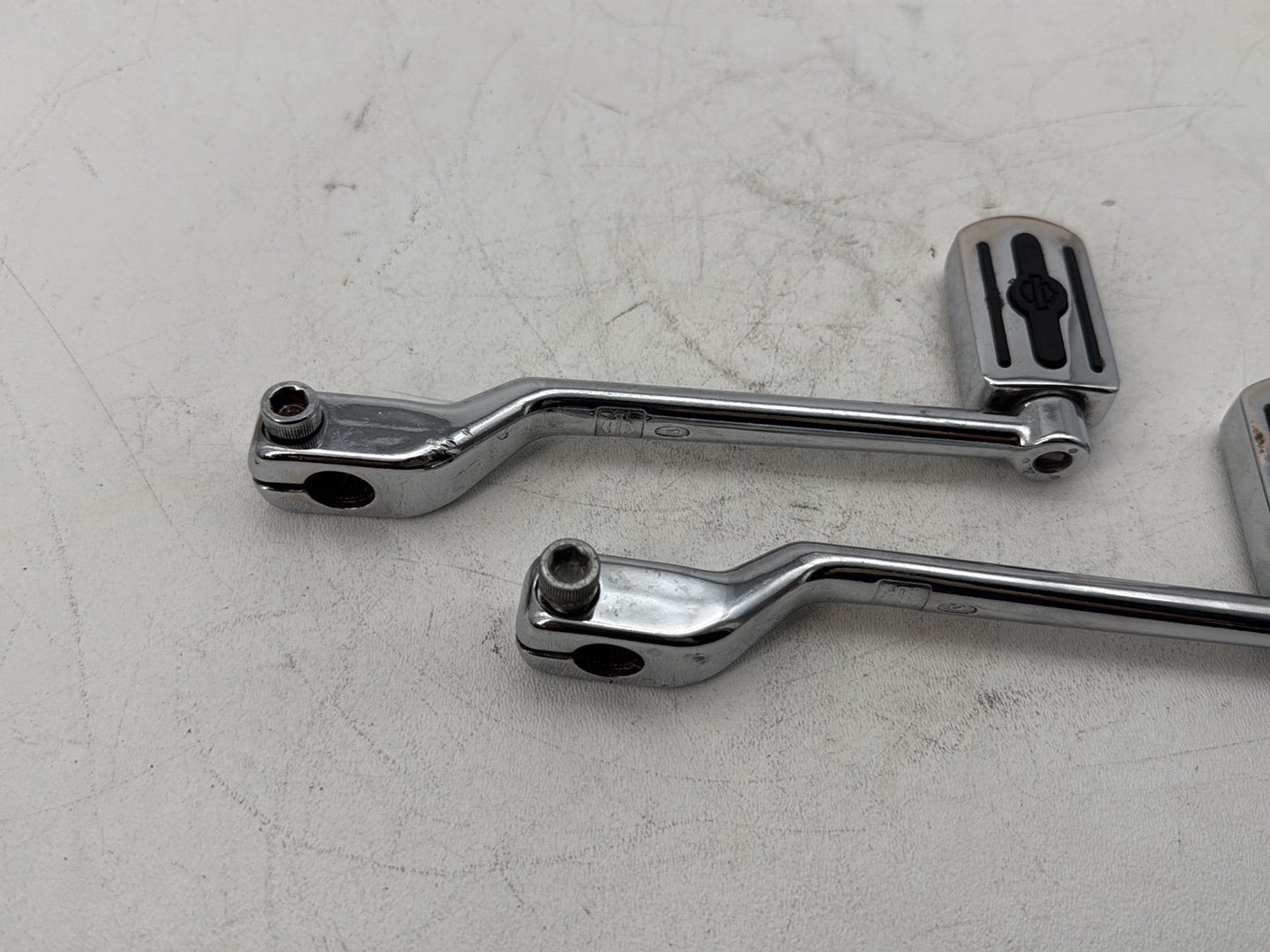 2007 Harley Touring FLHTP Electra Glide Police OEM Gear Shifter Lever Pedal Pedals