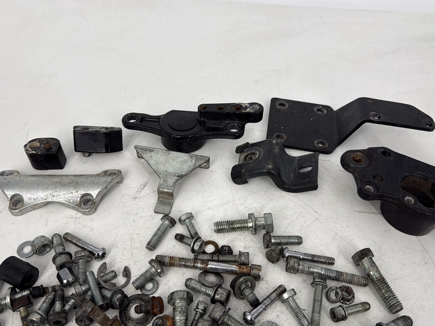 2008 - 2016 Harley-Davidson Touring Street Glide Hardware Bolts Nuts & Brackets 47460-09BHP , 47460-09