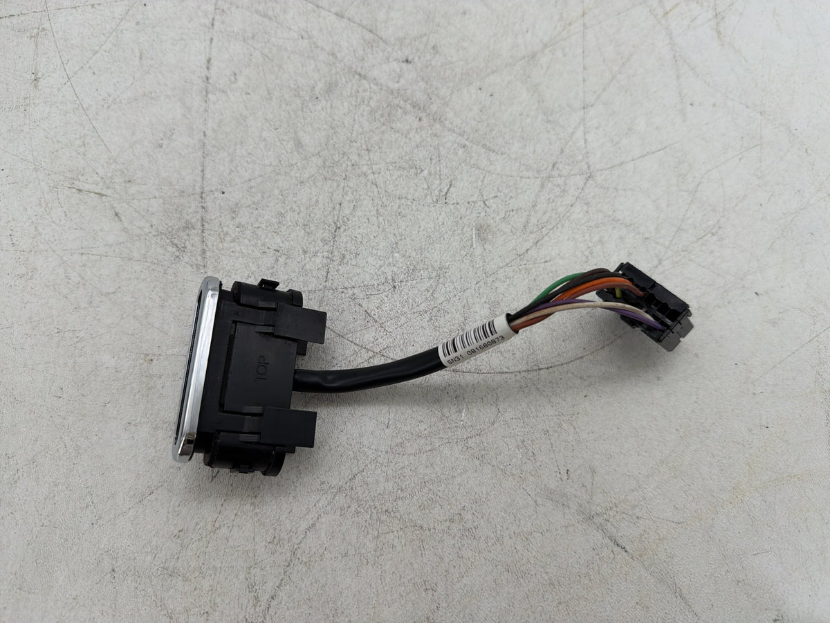 09 Harley Electra Glide Touring CVO OEM Dash Indicator Lamp Wire Plug 68789-96A