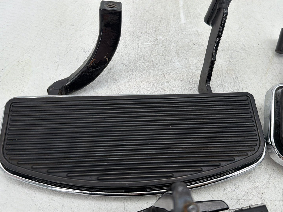 07 Harley Electra Glide Touring OEM Left Right Driver Pass Floorboard Foot Rest