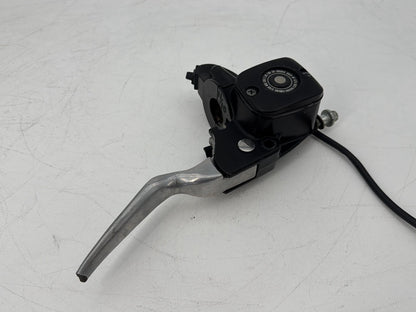 1999 - 2006 Harley-Davidson Touring Electra Glide Classic Front Right Brake Lever Master Cylinder 45013-96D
